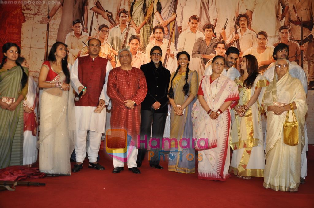 Ashutosh Gowariker, Amitabh Bachchan, Deepika Padukone, Jaya Bachchan, Abhishek Bachchan, Aishwarya Rai, Javed at the Audio release of Khelein Hum Jee Jaan Sey in Renaissance Hotel, Mumbai on 27th Oct 2 