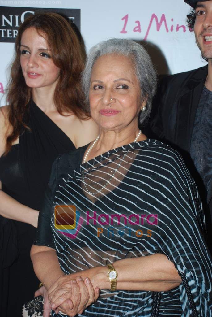 Waheeda Rehman at Namrata Gujral's 1 A Minute film on breast cancer premiere in PVR on 27th Oct 2010 