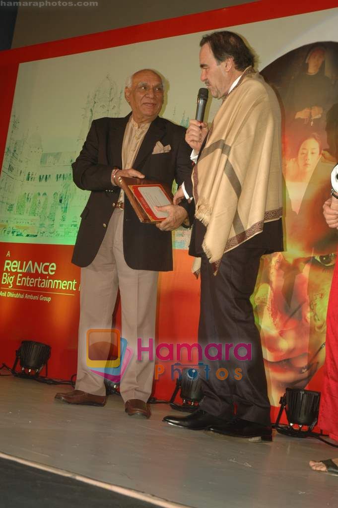 Yash Chopra at Mami Closing ceremony in Chandan Cinema on 28th Oct 2010 ~0