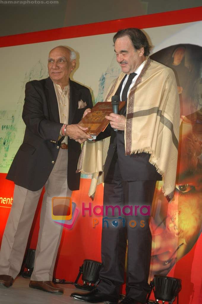 Yash Chopra at Mami Closing ceremony in Chandan Cinema on 28th Oct 2010 