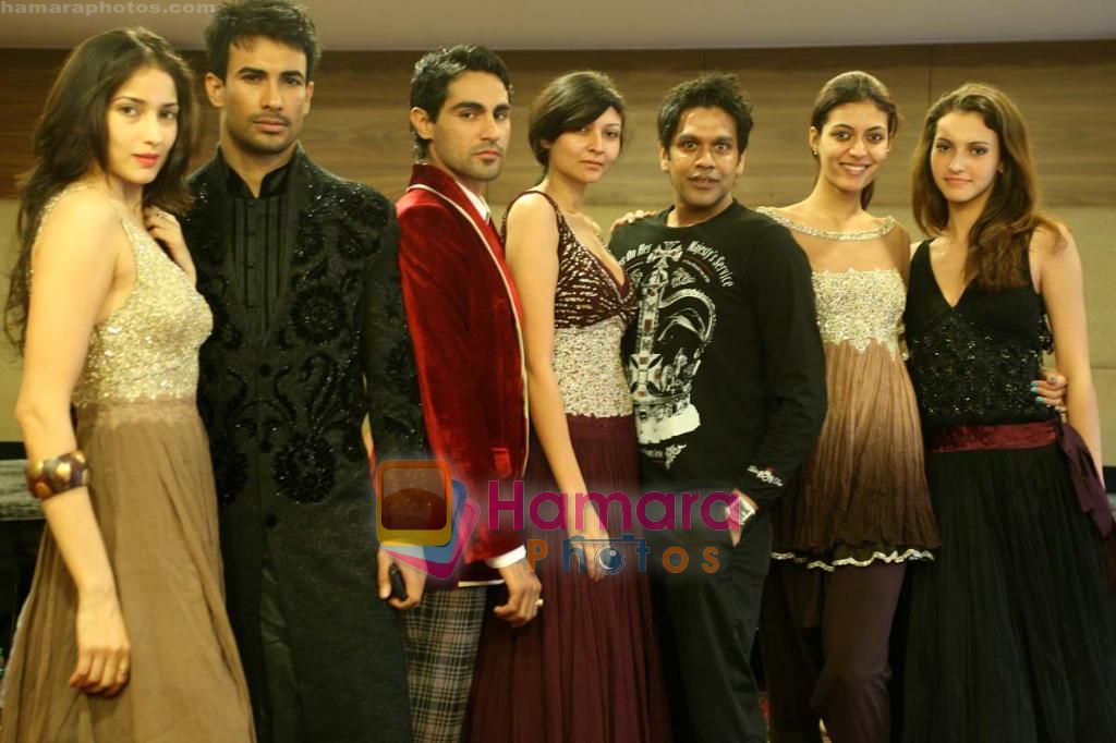 at Neeta Lulla fittings in Amby Valley fashion week in Sahara Star, Mumbai on 28th Oct 2010 