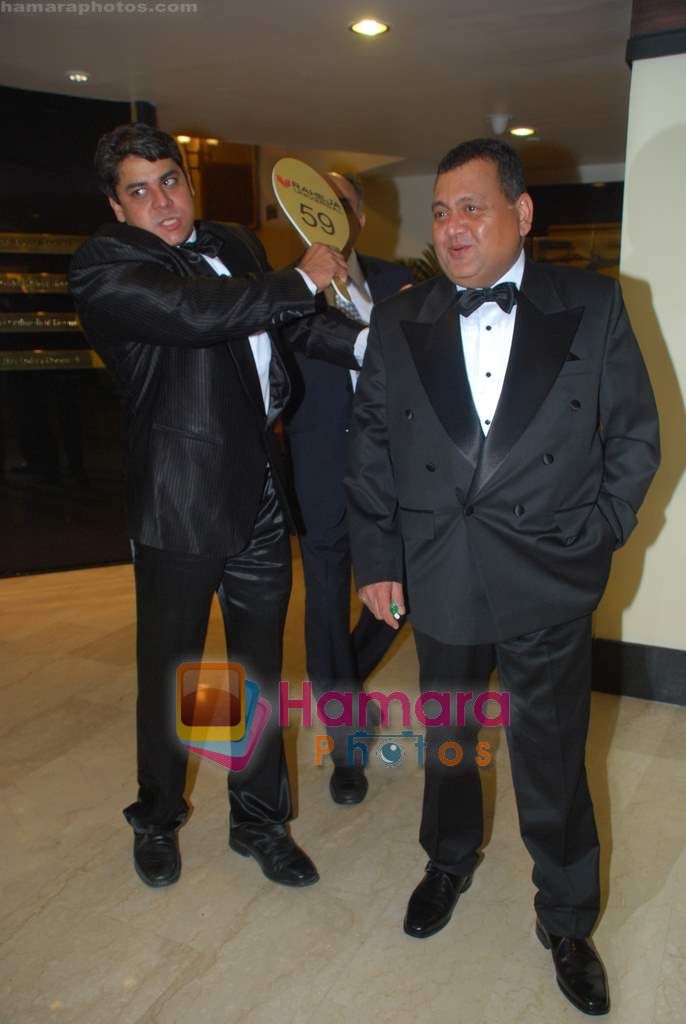 Cyrus Broacha at  Rahul Bose sports auction in Trident on 29th Oct 2010 ~0
