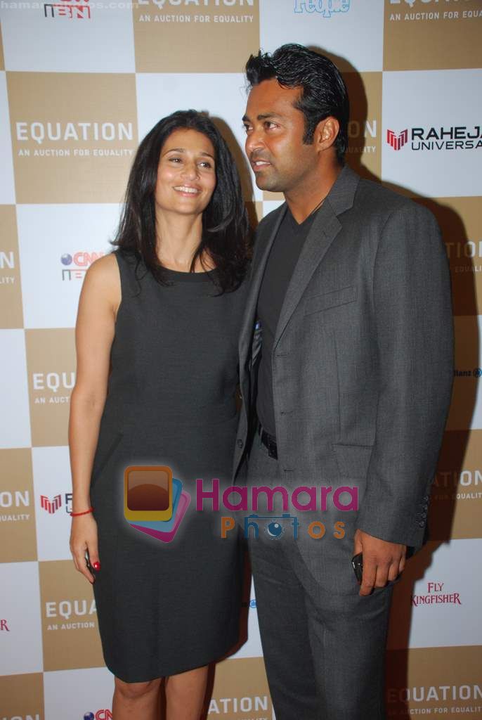 Leander Paes at  Rahul Bose sports auction in Trident on 29th Oct 2010 