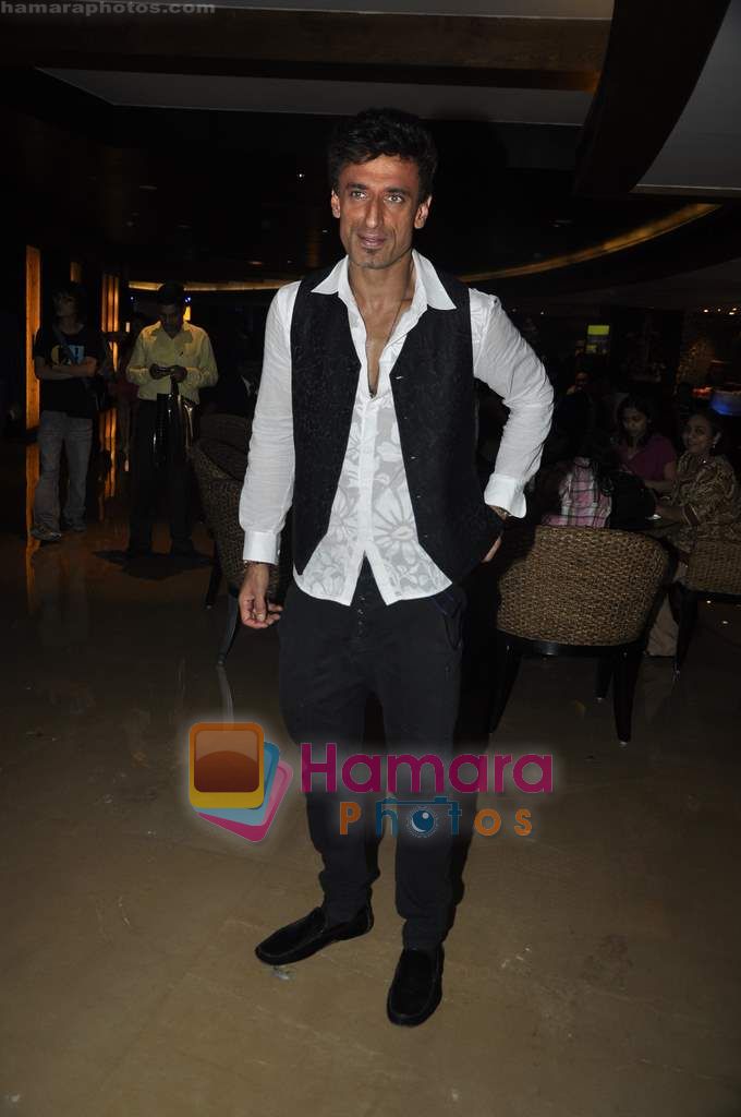 Rahul Dev at Rocky S show for Amby Valley Indian Bridal Week on 29th Oct 2010 
