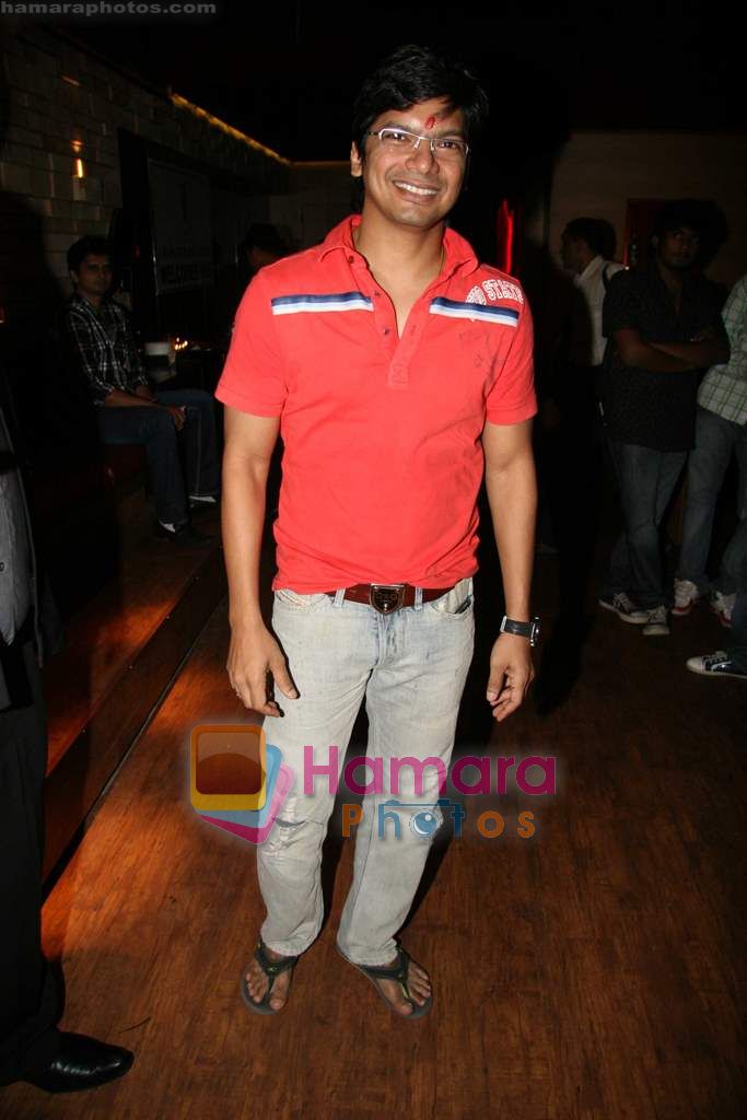 Shaan at Asif Bhamla Diwali celebrations in Red Ant Cafe on 3rd Nov 2010 