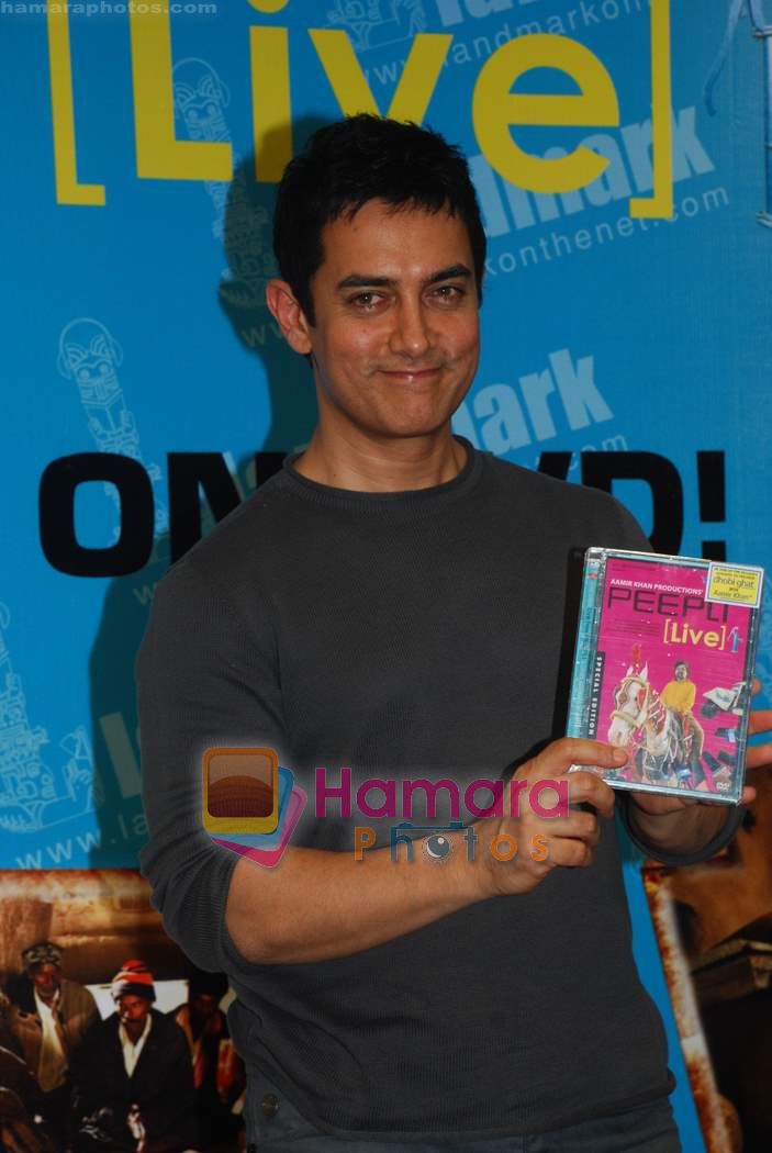 Aamir Khan at Peepli Live DVD launch in Palladium on 5th Nov 2010 