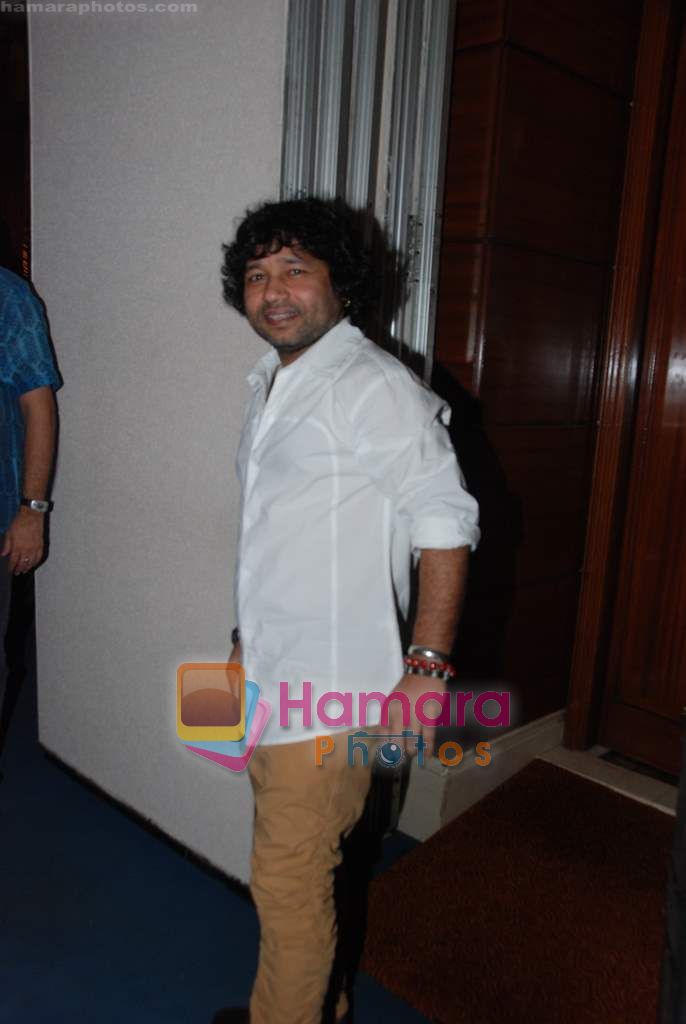 Kailash Kher at Phas Gaye Obama music launch in J W Marriott on 8th Nov 2010 