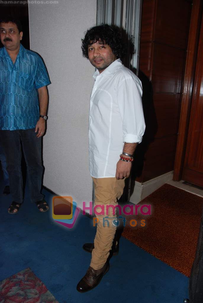 Kailash Kher at Phas Gaye Obama music launch in J W Marriott on 8th Nov 2010 