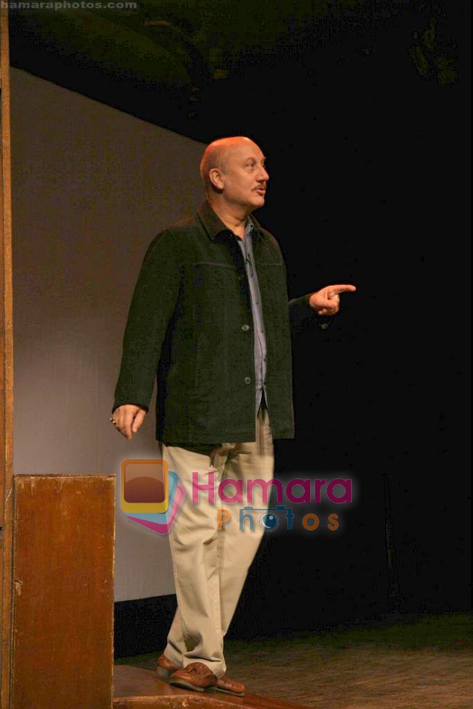Anupam Kher at Lavasa Literature festival in NCPA on 12th Nov 2010 