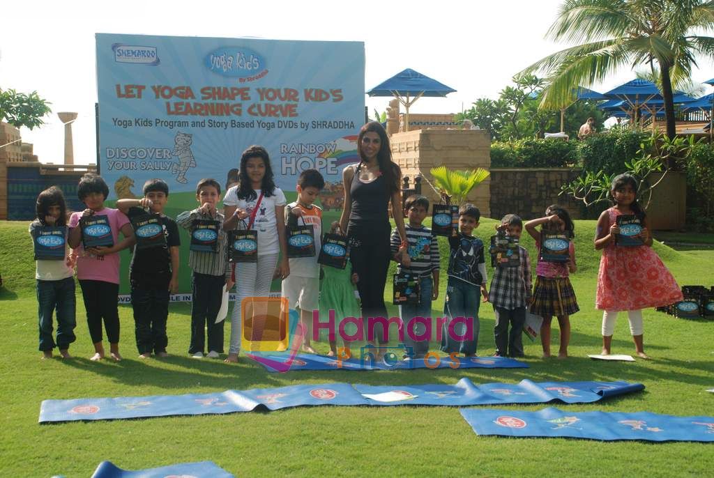 Yoga instructor Shraddha Setalvad take fitness and art to  a new  level for kids in J W Marriott on 14th Nov 2010 