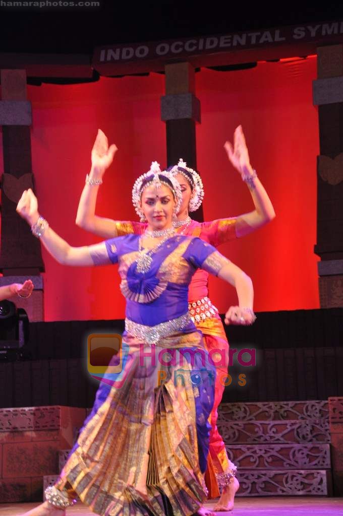 Esha Deol perform together in Ravindra Natya Mandir on 20th Nov 2010 