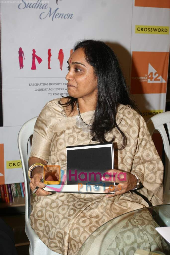 at Leading Ladies book launch in Crossword on 24th Nov 2010 