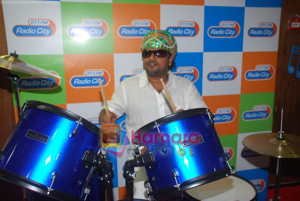 Sajid, Wajid at Radio City's Musical-E-Azam - Season 4 in Bandra, Mumbai on 30th Nov 2010 