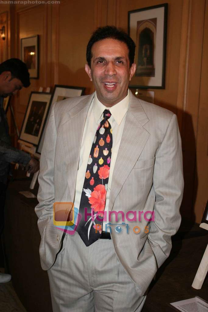at Photographer Pradeep Chandra's 50 Maharashtra pride faces exhibition in le Meridian Hotel on 3rd Dec 2010 
