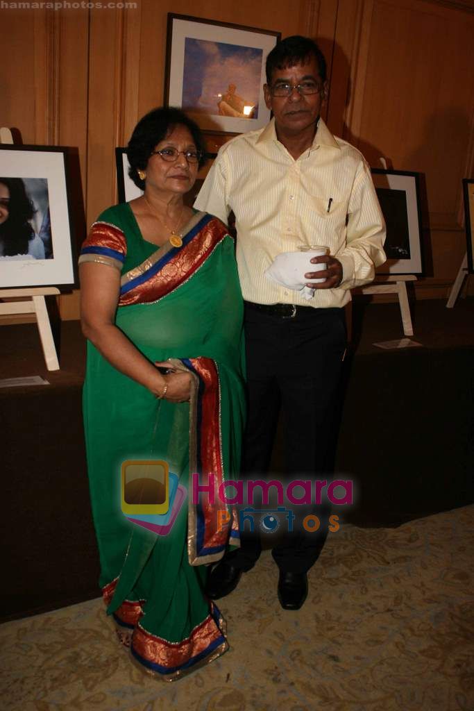 at Photographer Pradeep Chandra's 50 Maharashtra pride faces exhibition in le Meridian Hotel on 3rd Dec 2010 