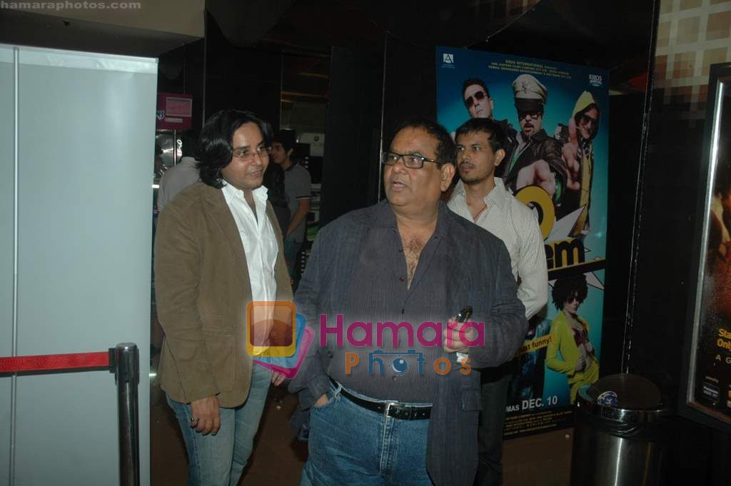 Satish Kaushik at Narnia screening in PVR on 4th Dec 2010 