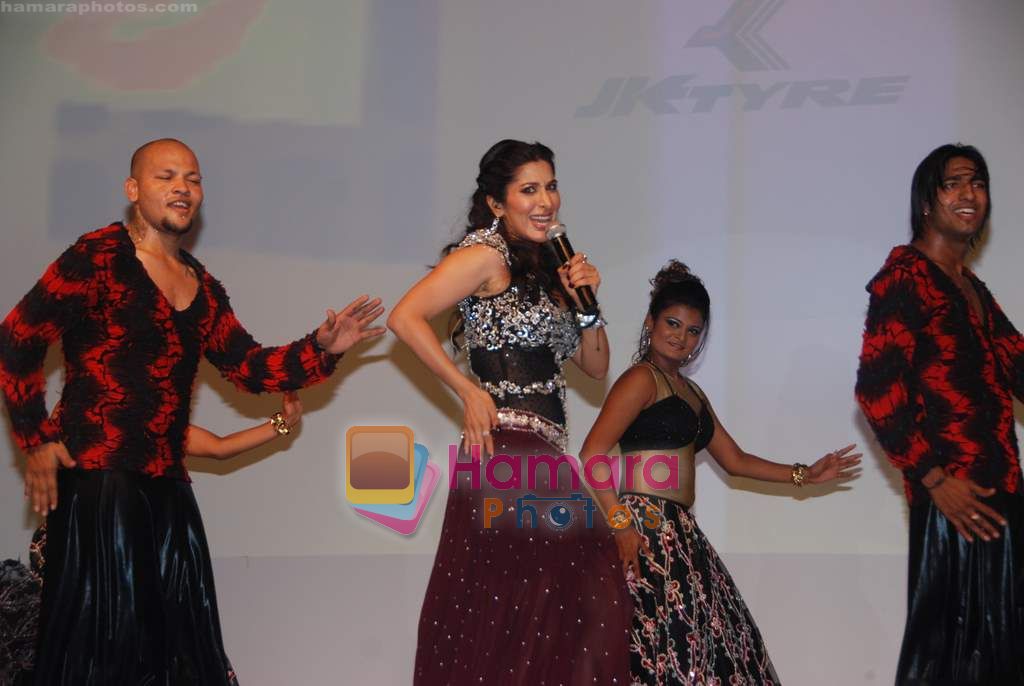Sophie Chaudhary performs live at Indian Car and Bike of the Year (ICOTY) 2011 Awards in Hyatt Regency on 15th Dec 2010 