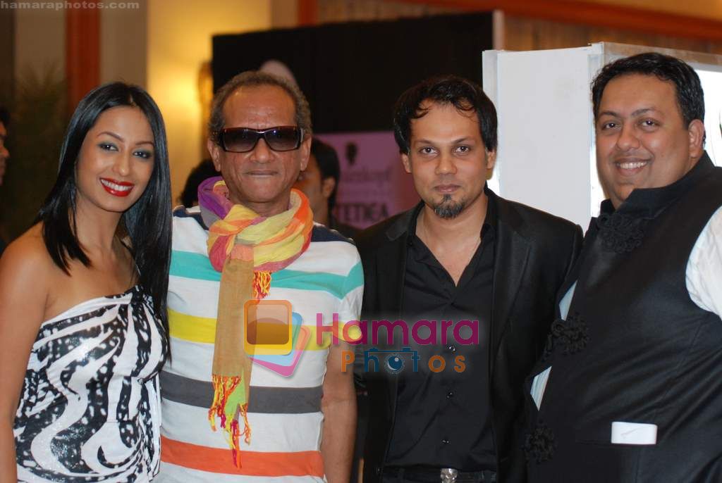 Kashmira Shah at Estetica Couture Awards in j W Marriott on 22nd Dec 2010 