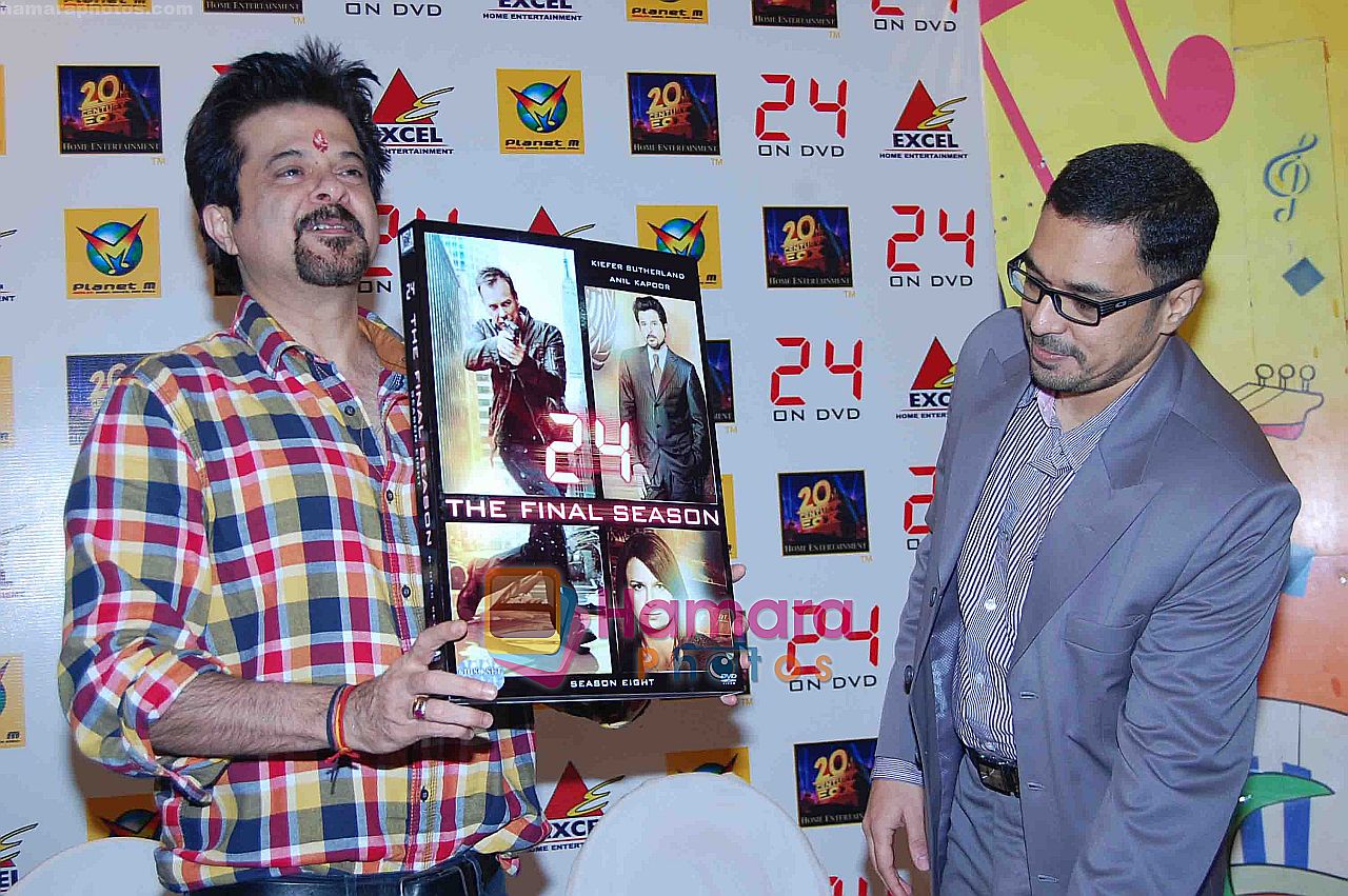 Anil Kapoor unveils 24 Season 8 on DVD at PLANET M on 27th Dec 2010 
