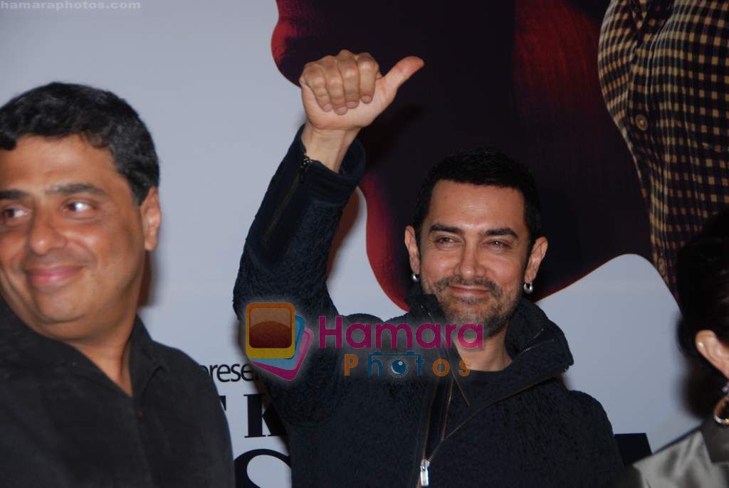 Aamir Khan at No One Killed Jessica premiere in Fame on th Jan 2011 