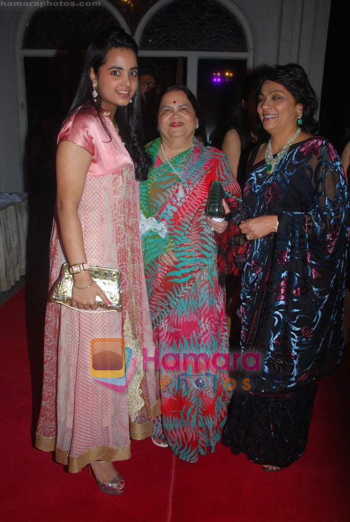 Kokila Ambani at Rose fashion show in Taj Hotel on 14th Jan 2011 