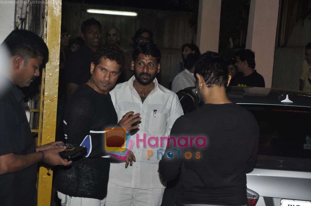 Aamir Khan, Sachin Tendulkar at Dhobi ghat Screening in Ketnav, Mumbai on 20th an 2011 