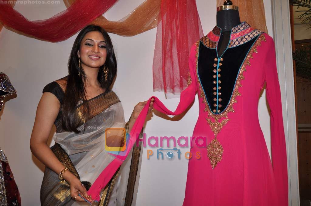 Divyanka Tripathi at Times Shagun exhibition in J W Marriott on 21st Jan 2011 