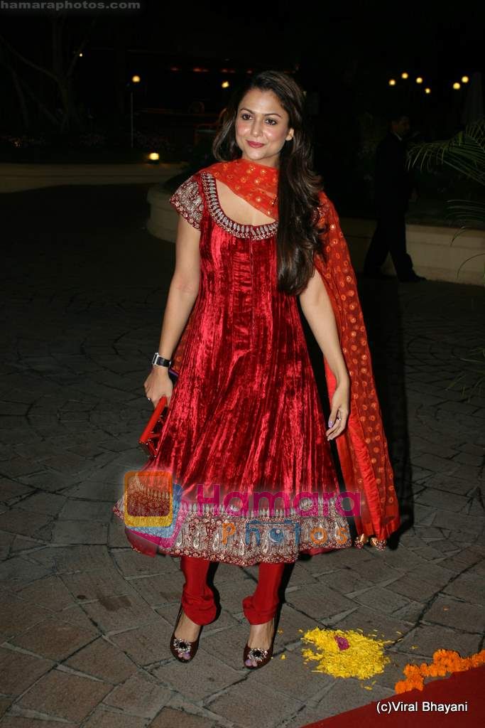 Amrita Arora at Sameer-Neelam wedding in Taj Land's End on 23rd Jan 2011 