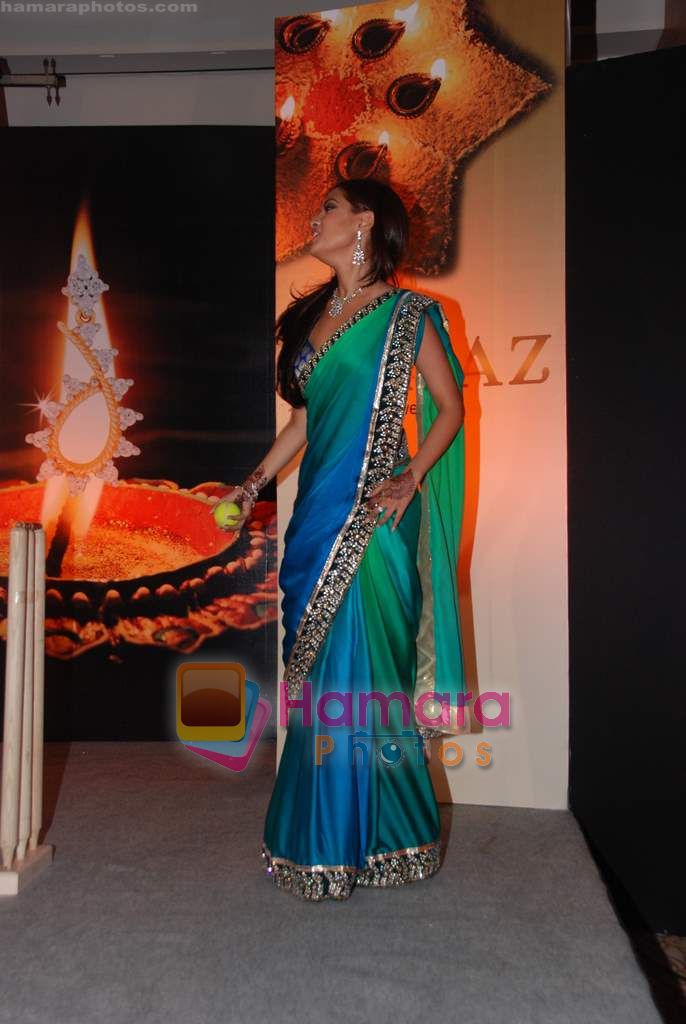 Ria Sen promotes Gitanjali's Rivaaz collection in Garnd Hyatt on 28th Jan 2011 