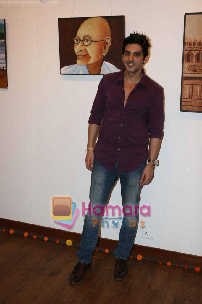 Zayed Khan at Rouble Nagi art event in Kalaghoda on 31st Jan 2011 