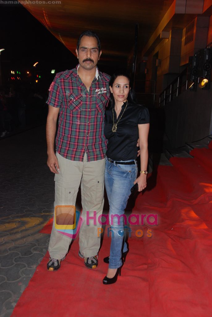 Vishwajeet Pradhan at the Premiere of Yeh Saali Zindagi in Cinema , Mumbai on 2nd Feb 2011 
