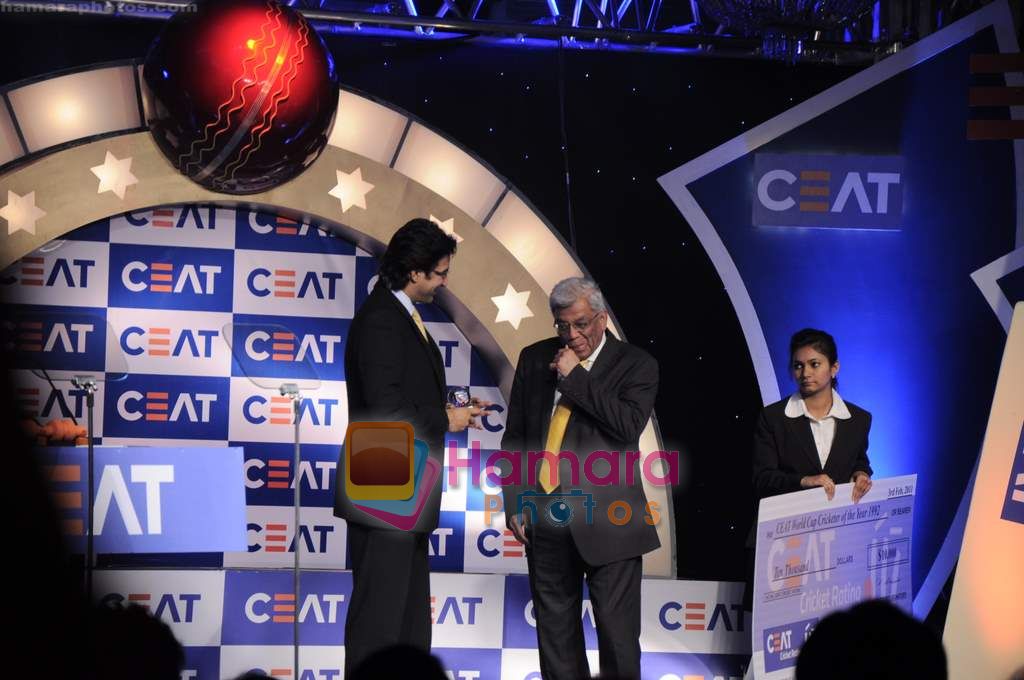 Wasim Akram at Ceat World Cup Awards in Taj Hotel on 3rd Feb 2011 