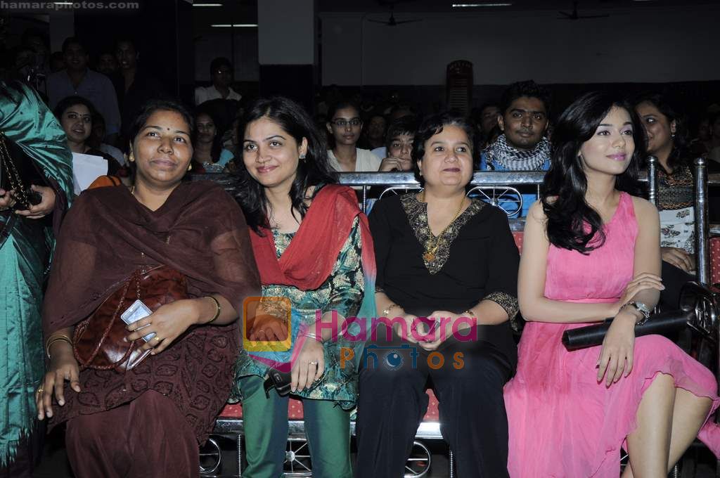Amrita Rao at Rizvi College fest in Bandra, Mumbai on 4th Feb 2011 