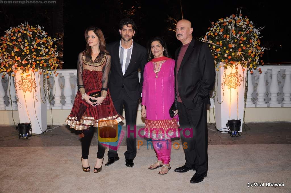 Hrithik Roshan, Suzanne Roshan, Rakesh Roshan at  Imran Khan's wedding reception in Taj Land's End on 5th Feb 2011 