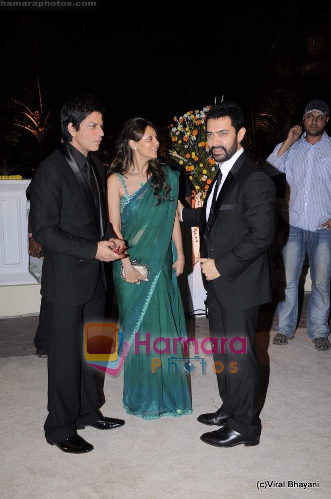 Aamir Khan, Shahrukh Khan, Gauri Khan at  Imran Khan's wedding reception in Taj Land's End on 5th Feb 2011 
