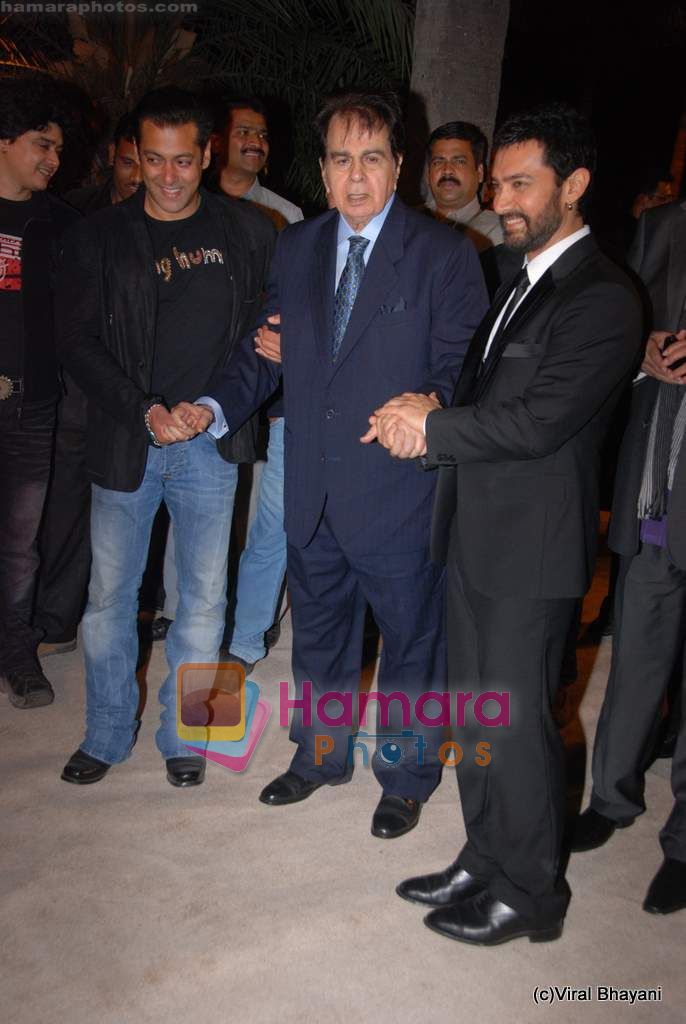 Salman, Dilip, Aamir Khan at  Imran Khan's wedding reception in Taj Land's End on 5th Feb 2011 
