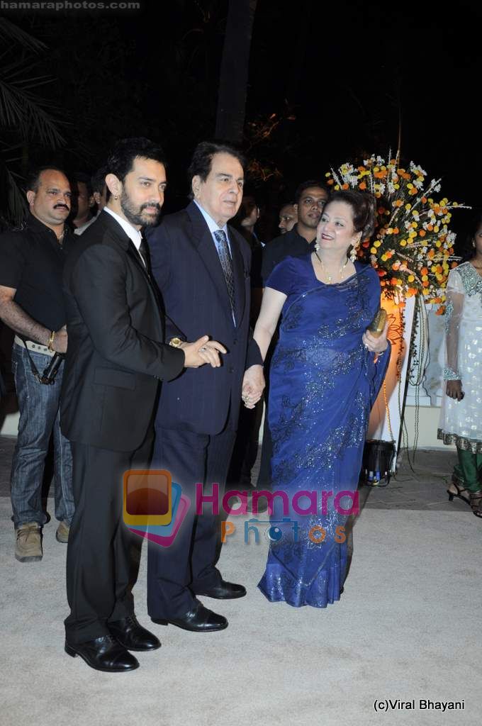 Aamir Khan, Dilip Kumar, Saira Banu at  Imran Khan's wedding reception in Taj Land's End on 5th Feb 2011 