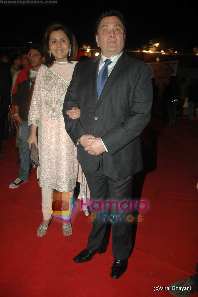 Rishi Kapoor, Neetu Singh at Stardust Awards 2011 in Mumbai on 6th Feb 2011 