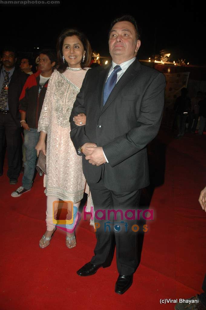 Rishi Kapoor, Neetu Singh at Stardust Awards 2011 in Mumbai on 6th Feb 2011 