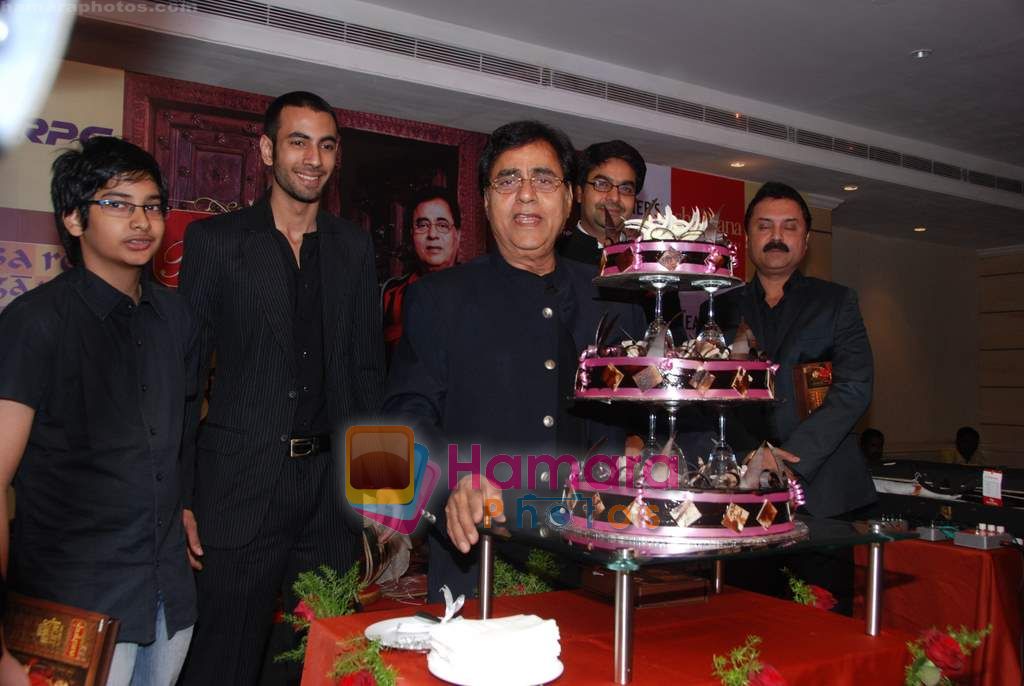Jagjit Singh at Jagjit Singh's 70th birthday with a new album release in Mayfair on 8th Feb 2011 