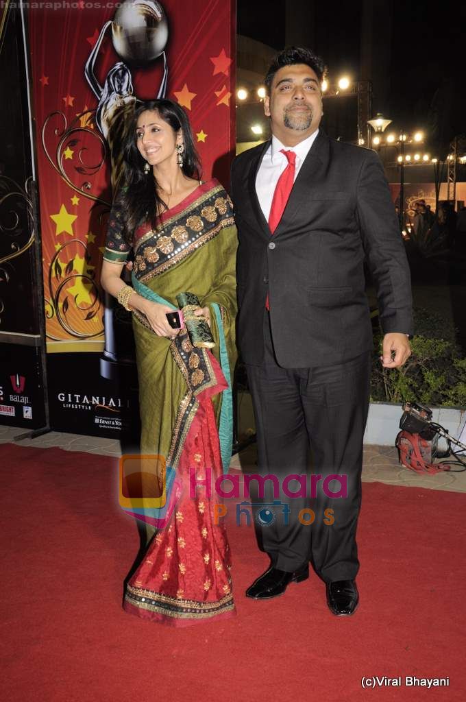 Ram Kapoor, Gautami Kapoor at Global Indian Film and TV awards by Balaji on 12th Feb 2011 