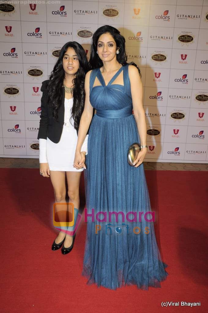 Sridevi with her daughter at Global Indian Film and TV awards by Balaji on 12th Feb 2011 