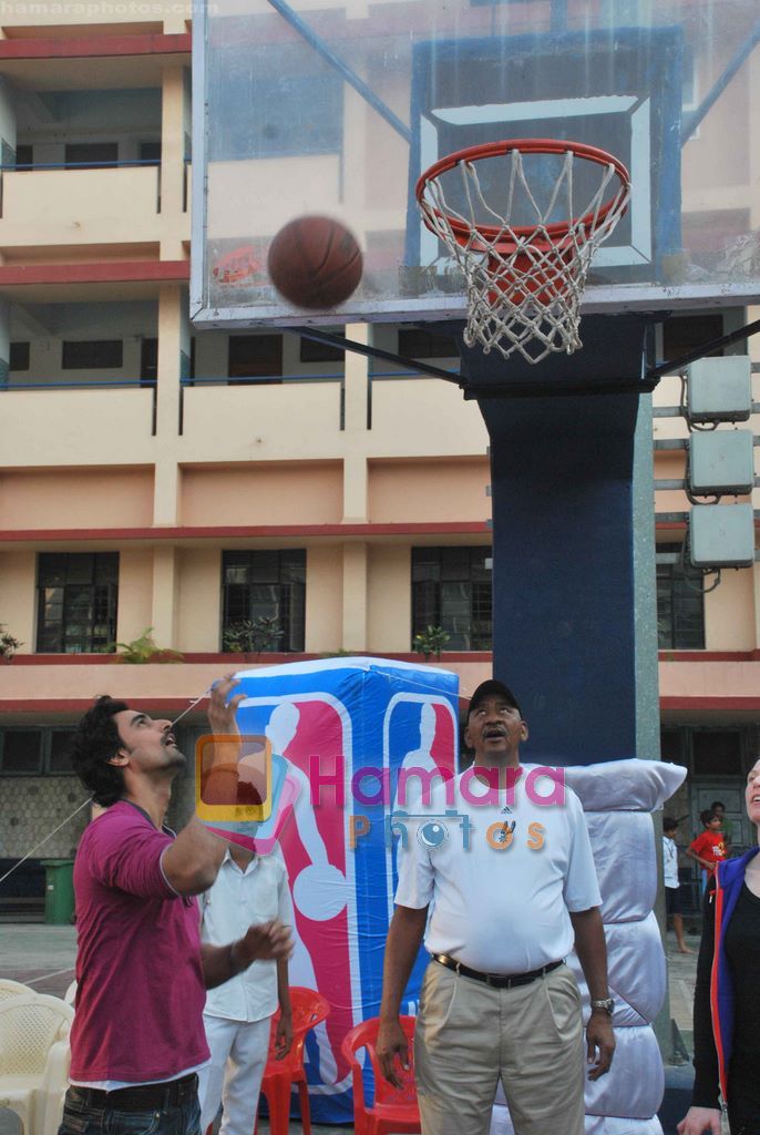 Kunal Kapoor at Mahindra NBA basketball finale in  Matunga, Mumbai on 26th Feb 2011 