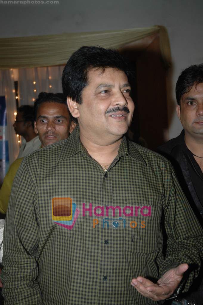 Udit Narayan at Shomu Mitra's bash in Raheja Classic on 10th March 2011 