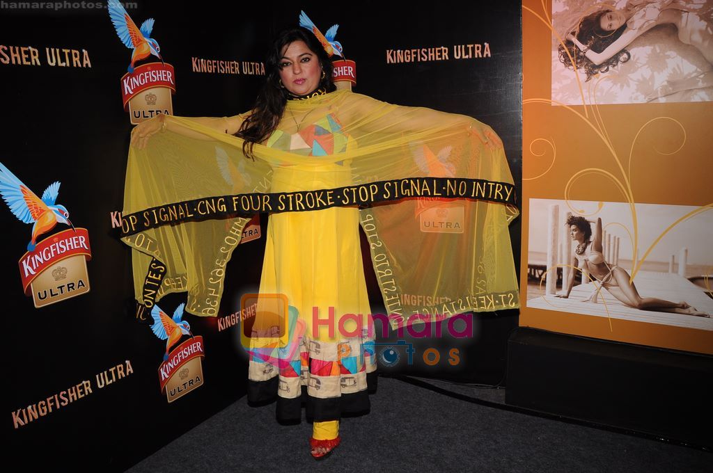 Dolly Bindra at Sabbah Khan show at Lakme Fashion Week 2011 Day 4 in Grand Hyatt, Mumbai on 14th March 2011 