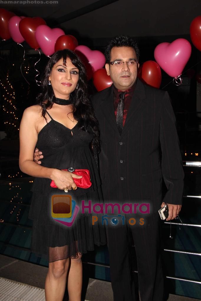 Indraneel Bhattacharya with wife Anjali Mukhi at Ram Milaayi Jodi 100 Episodes Success Bash in Tunga Regale, Andheri East on 14th March 2011