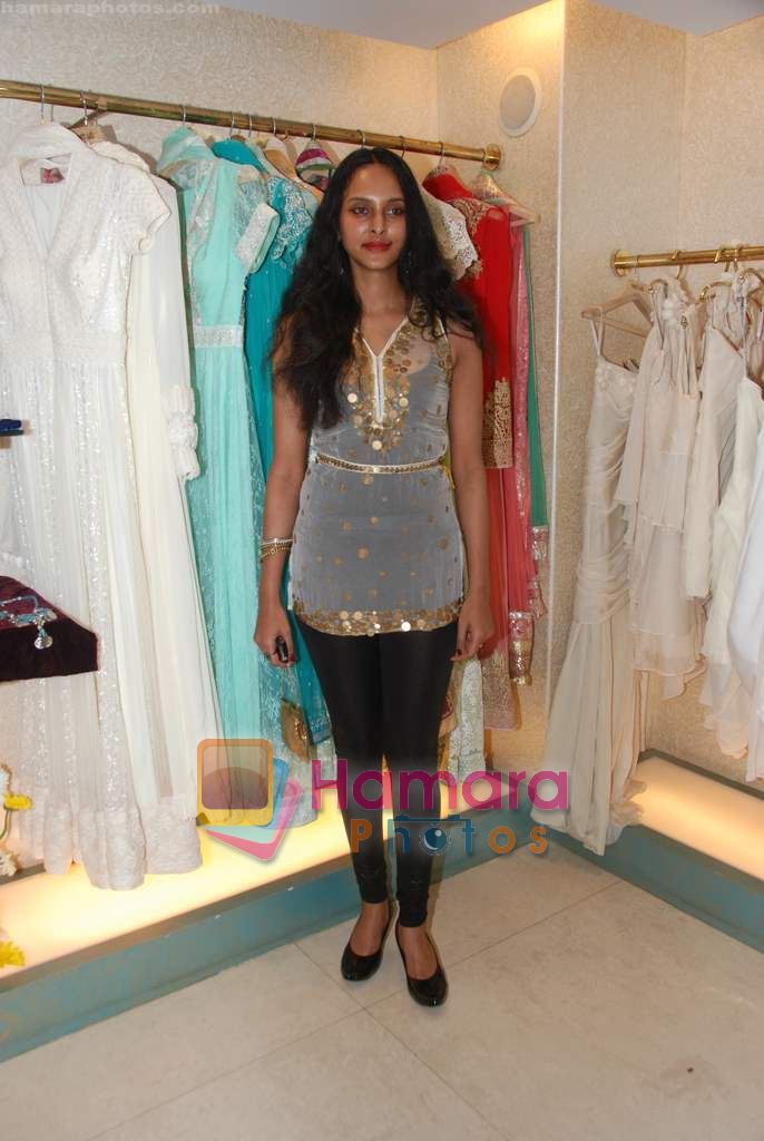 Moni Kangana Dutta at Neeta Lulla store in Mumbai on 16th March 2011 