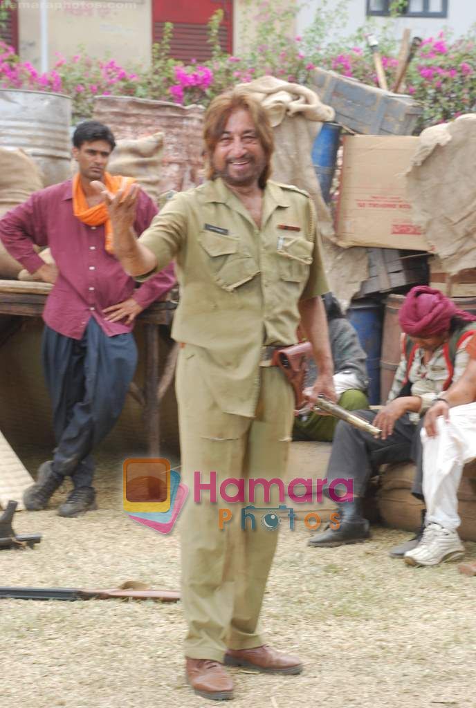Shakti Kapoor On location of film Bin Bulaye Baarati in Kamalistan on 17th March 2011 