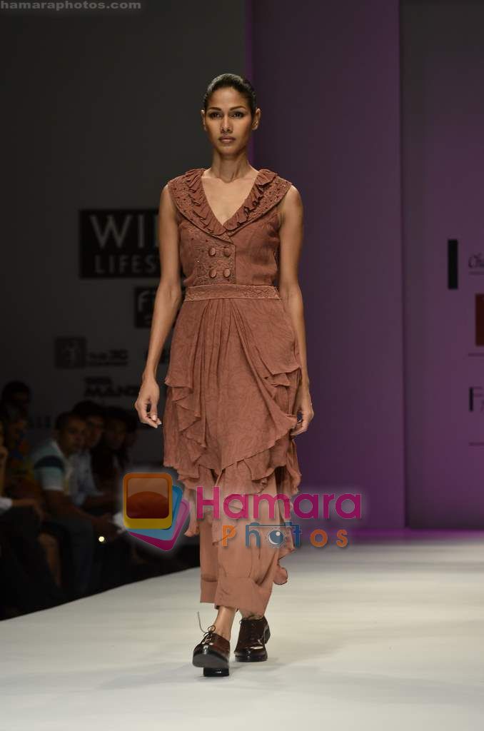 Model walks the ramp for Chandrani Singh Flora show on Wills Lifestyle India Fashion Week 2011 - Day 3 in Delhi on 8th April 2011 