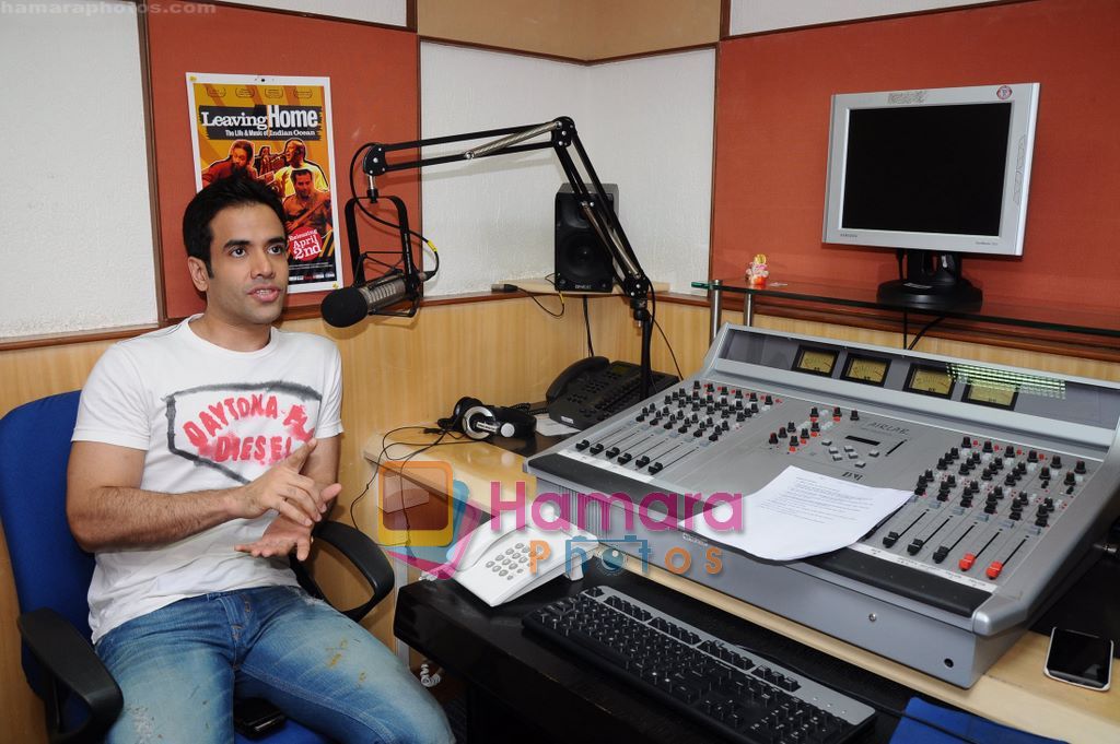 Tusshar Kapoor at the launch of Shor in the City music Launch in Radiocity, Mumbai on 8th April 2011  - Copy